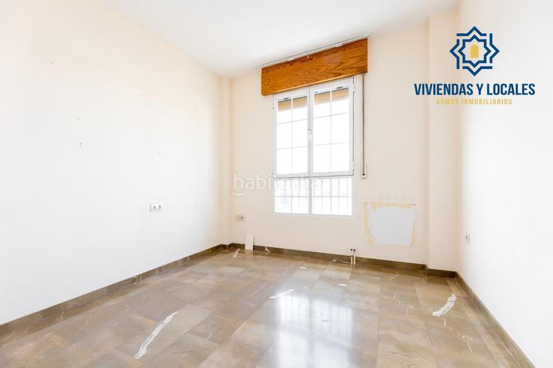 Foto 1013d4ec-90c2-4035-87ca-d4401802b5b5. Casa aparellada amb aparcament a Alfacar