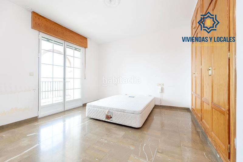 Foto 73f25434-ce89-4a89-9157-ae489dc9ddcd. Casa aparellada amb aparcament a Alfacar