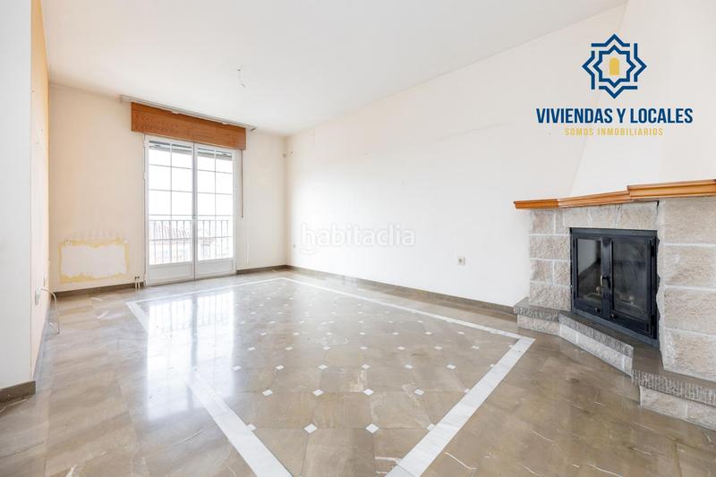 Foto a8235d2f-e8d2-4d1c-8283-7b3cbd77a473. Casa aparellada amb aparcament a Alfacar