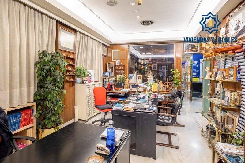 Foto 109e678c-4728-426e-b755-8bb7e886da0f. Locale commerciale in Camino de Ronda Granada