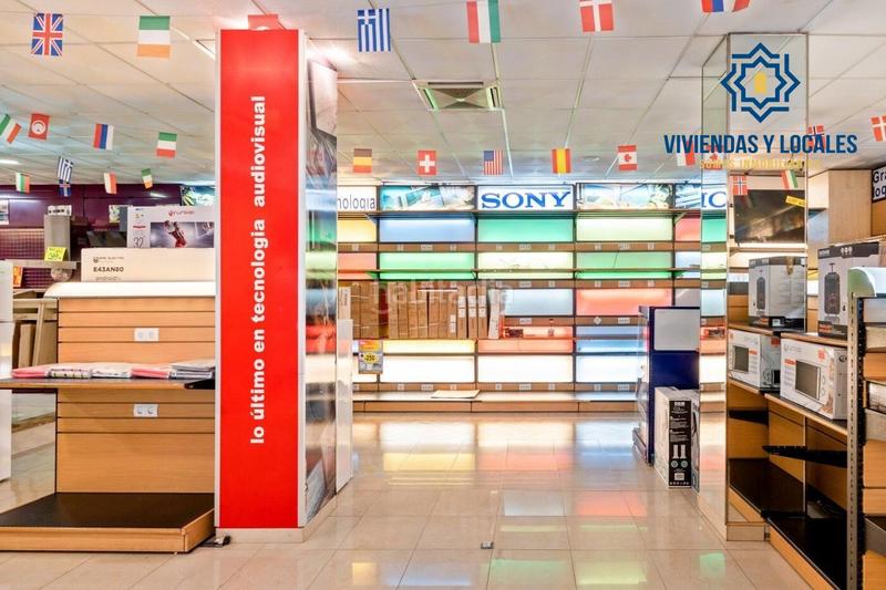 Foto fa0e1e9a-a7f0-42fd-b25f-b4c1d387341d. Locale commerciale in Camino de Ronda Granada