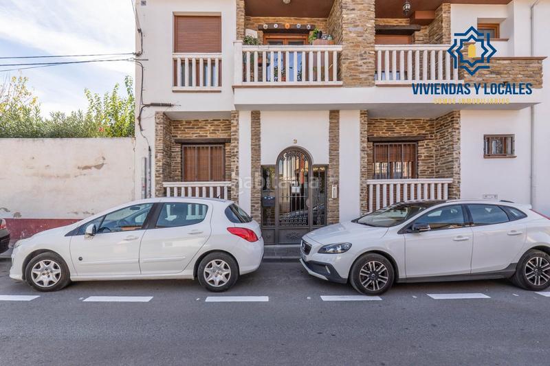 Foto f0c9f7db-a0f6-40c8-bded-1929db2aed4c. Apartament amb aparcament a Ogíjares