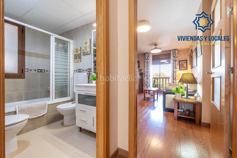 Foto f77e0828-edb5-4b10-88e7-860b485ea47a. Apartament amb aparcament a Ogíjares