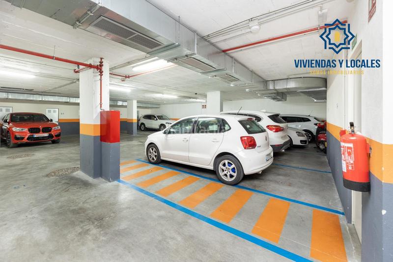 Foto d8af6923-6e26-4249-8a9f-40c1aeb4557a. Etagenwohnung mit heizung parking in Camino de Ronda Granada