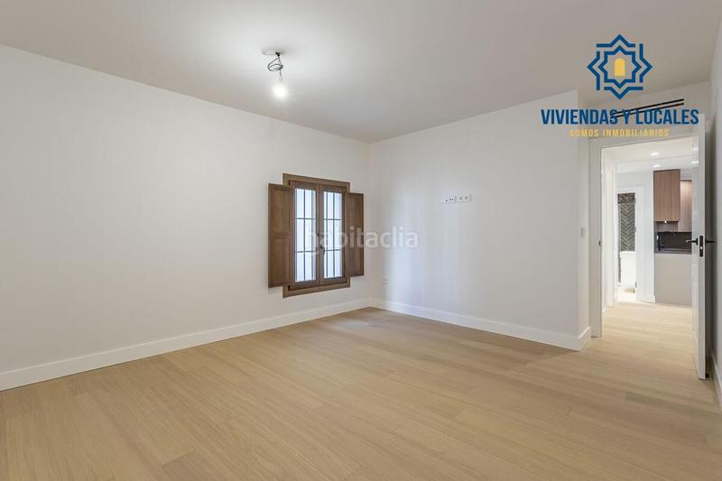 Foto 0629d68b-1be6-4d15-a9d9-e55a93d7b7ed. Piso horno de vidrio 14 e en Barrio de Albaicín Granada