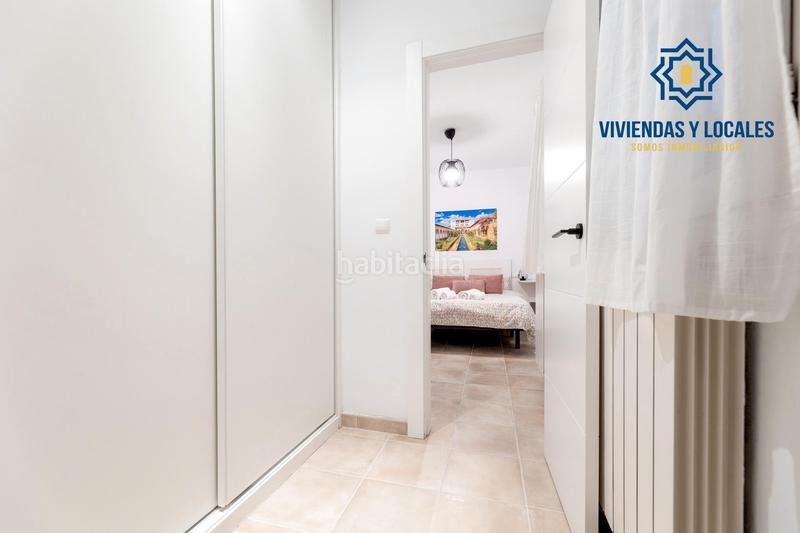 Foto 8479bc8b-f458-4e76-b783-9d72e7830eaf. Apartamento venta de apartamento con licencia turística junto a gran vía en Granada
