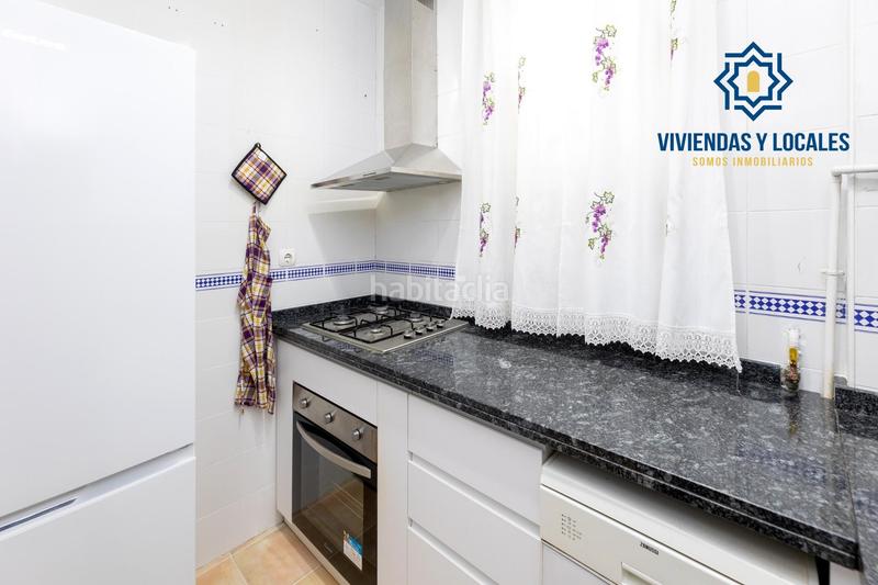Foto b9606abd-0b0b-4b9b-8f19-1854ce85858a. Apartamento venta de apartamento con licencia turística junto a gran vía en Granada