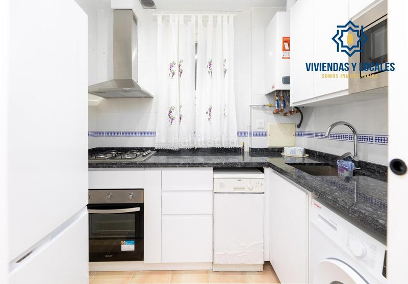 Foto bb21de28-0bbd-4a36-8cf6-71dab029d26a. Apartamento venta de apartamento con licencia turística junto a gran vía en Granada