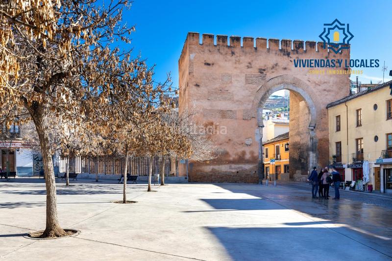 Foto be37170d-ba63-434f-9447-ac20dbfb28b5. Apartamento venta de apartamento con licencia turística junto a gran vía en Granada