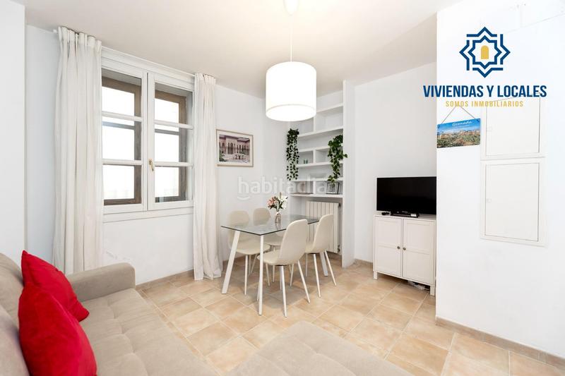 Foto efe5f0de-13a6-463c-8961-1f4c5066c1ad. Apartamento venta de apartamento con licencia turística junto a gran vía en Granada