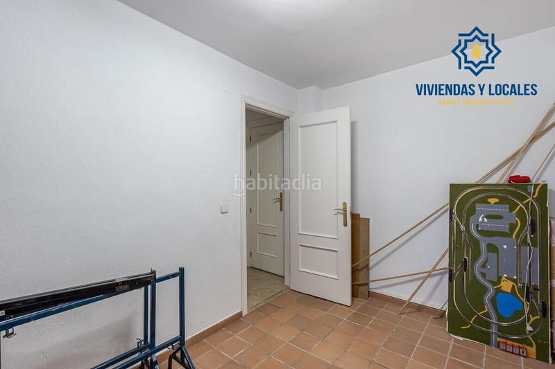 Foto a3306f48-d962-44e5-820d-6cbdd82f65b5. Casa  , junto al cc nevada. en San Miguel Armilla