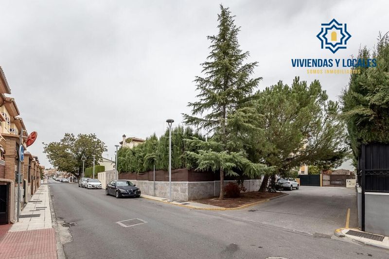 Foto 0240505d-9a3b-445c-bf05-b26a8545bcf9. Casa amb aparcament piscina a Peligros