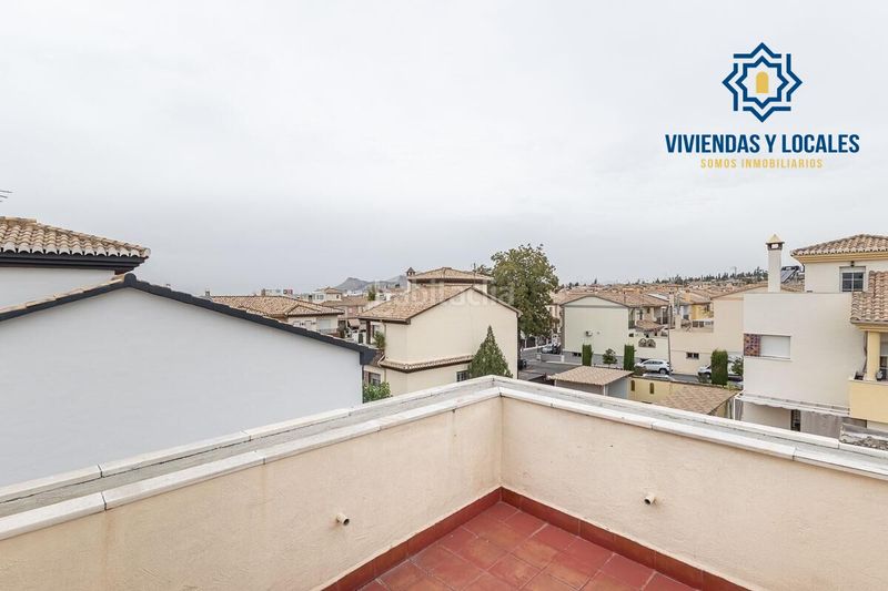 Foto 0dd7e3cc-ece4-4c34-b337-e47c87bb9ee7. Casa amb aparcament piscina a Peligros