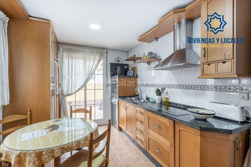 Foto 814cc28a-b8ff-4cca-96dd-de070170dd37. Casa amb aparcament piscina a Peligros