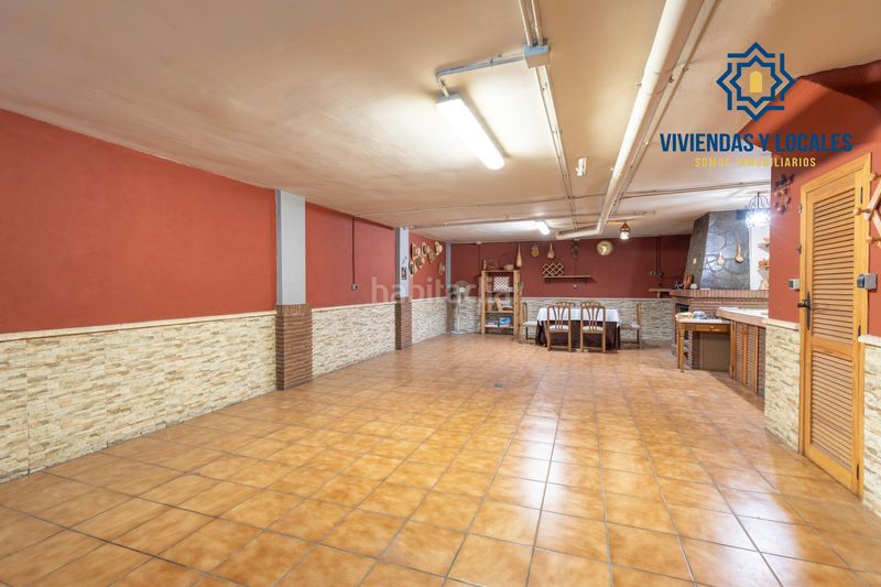 Foto c1e5474c-4698-423f-a1fb-6e8b54dfd03e. Casa adossada amb aparcament a Maracena