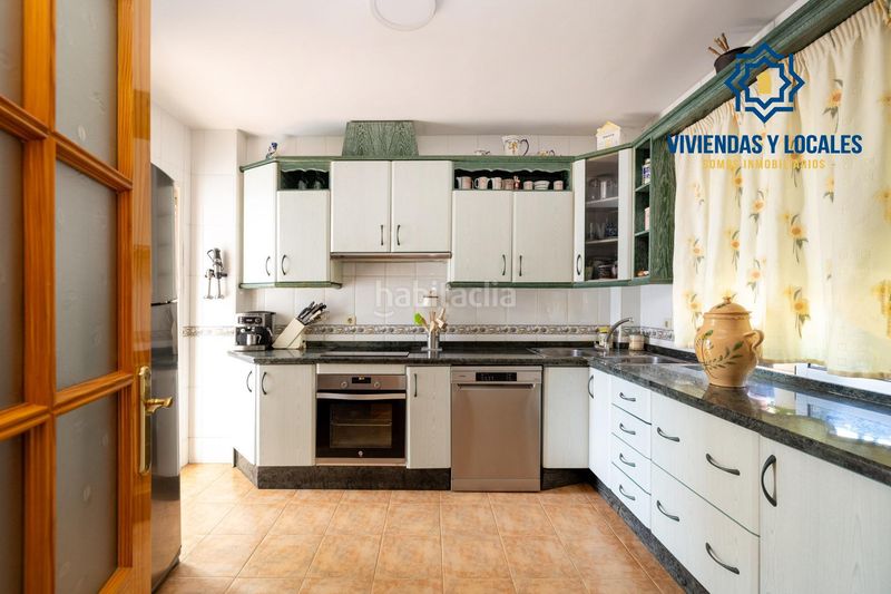 Foto 69acfe3b-9578-4dd7-b9fe-7930e6838e91. Casa amb aparcament piscina a Cúllar Vega