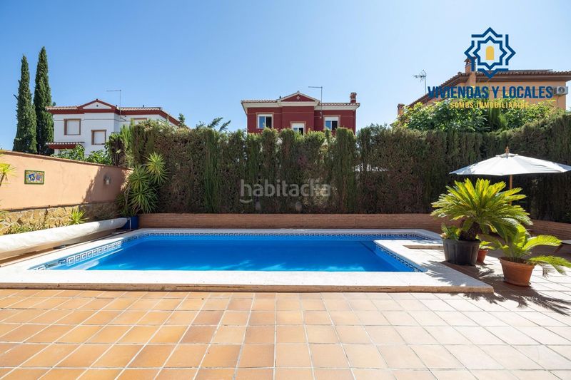 Foto 89848235-1b66-4677-b86f-98fd9a97ece8. Casa amb aparcament piscina a Cúllar Vega