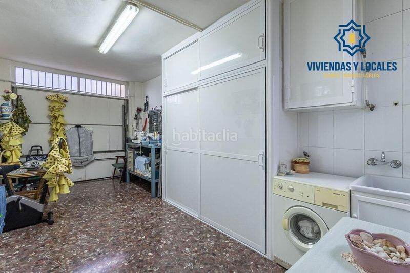 Foto 3ec6f26c-3063-4632-a2ff-9c54c539bb96. Casa amb calefacció aparcament a Bola de Oro Granada