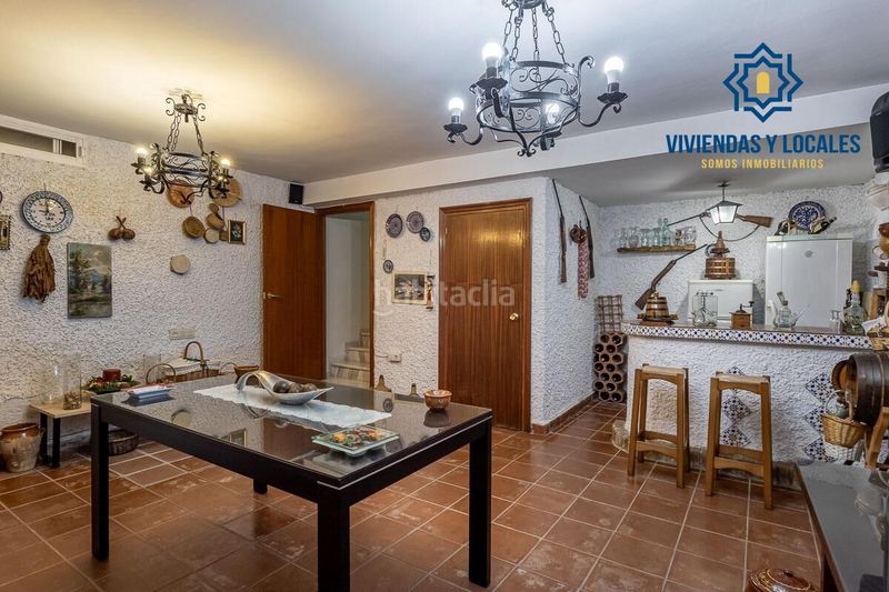 Foto 932b9bfb-00c7-4fbc-903b-933c18726996. Casa amb calefacció aparcament a Bola de Oro Granada