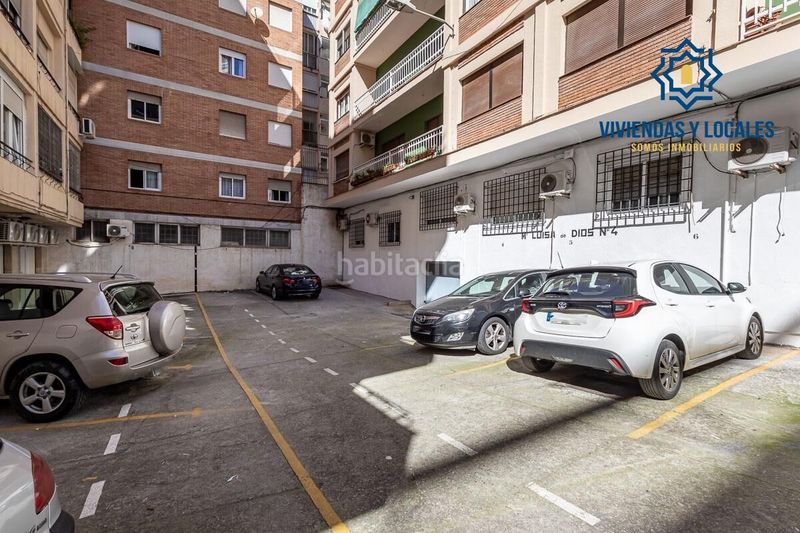 Foto 52f6dc44-d0d5-4992-900a-41a8befab90f. Pis amb aparcament a Pajaritos Granada