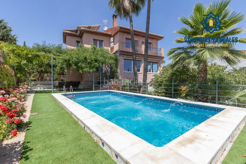 Foto 21e2d95f-dd0c-4c19-a7be-d1a9fb79c0f5. Casa amb aparcament piscina a San Francisco - El Chorrillo Gabias (Las)