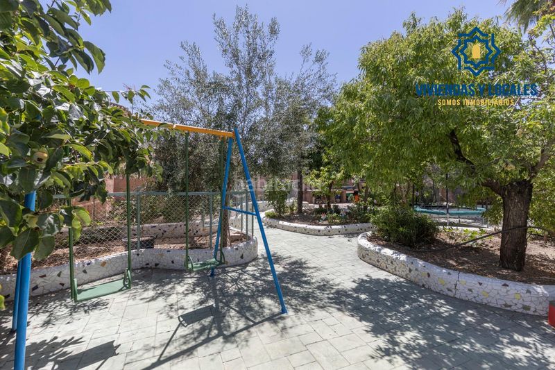 Foto 958b6e36-9425-403b-b945-6c0d5e2f1904. Casa amb aparcament piscina a San Francisco - El Chorrillo Gabias (Las)