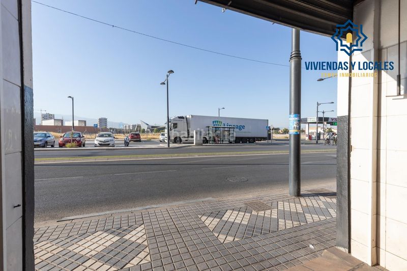 Foto efdcc611-3c05-460a-b531-3b8bfc4f3a17. Local comercial a Maracena