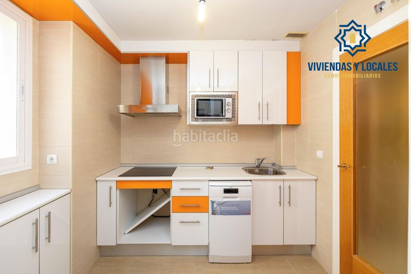Foto 15faa4ce-d1a1-41e7-b406-3be82249634a. Pis amb aparcament a Lancha del Genil Granada
