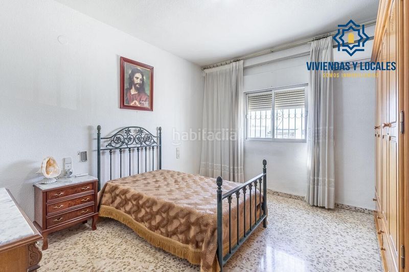 Foto 5a8508a3-c807-4f15-b6a4-be692c2a8ca9. Local comercial a Atarfe