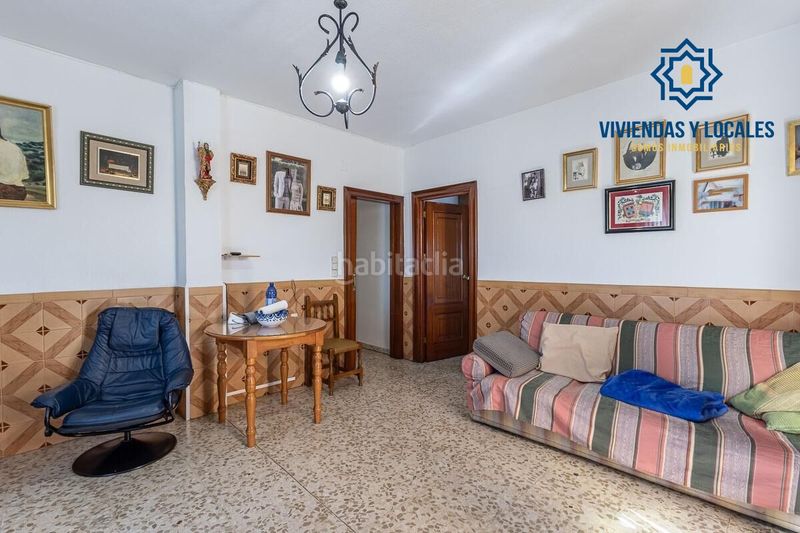 Foto ae976b4f-7015-44b9-a498-3ce35865b768. Local comercial a Atarfe