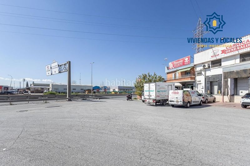 Foto fd5b2339-4daa-4112-9057-9f4f84b2238e. Local comercial a Atarfe