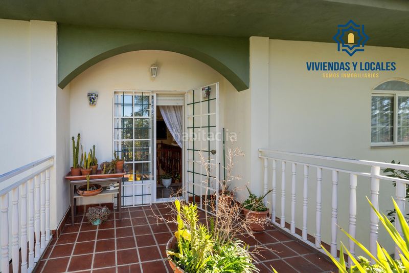 Foto 0c8c8a67-b92d-46d9-83e7-7ce82a6c402f. Xalet amb piscina a Atarfe