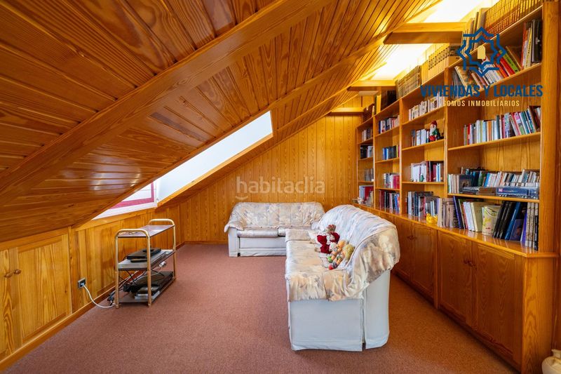 Foto 23d65919-28a2-4792-8ba0-4666f63525a9. Xalet amb piscina a Atarfe