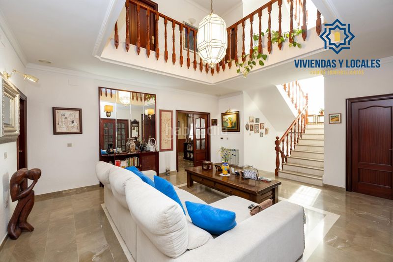 Foto 30dfc35f-7c8e-4491-bee7-865564b65b08. Xalet amb piscina a Atarfe