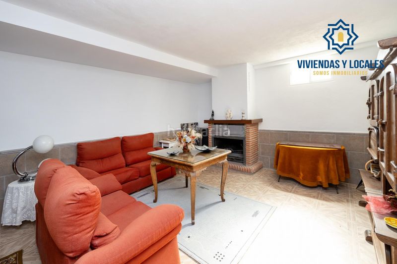 Foto 38e587f2-a2b2-4de5-9ed5-1cfe05810ef2. Xalet amb piscina a Atarfe