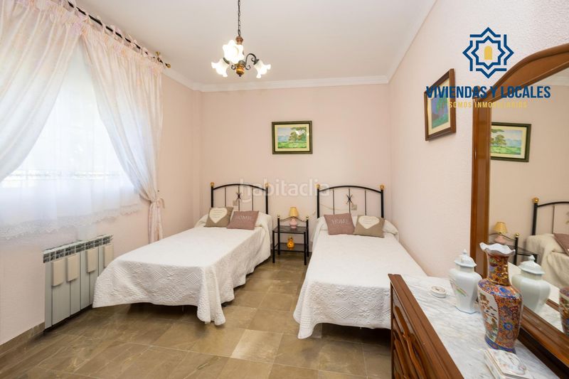 Foto 9e546c09-d190-4730-a020-4d2c0c7ce686. Xalet amb piscina a Atarfe