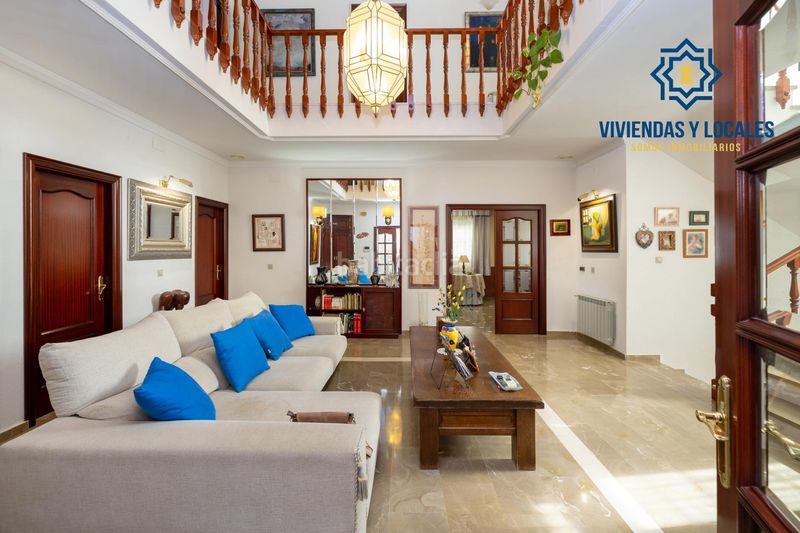 Foto b7098dab-0a20-4978-aa80-9f410e3b0b55. Xalet amb piscina a Atarfe