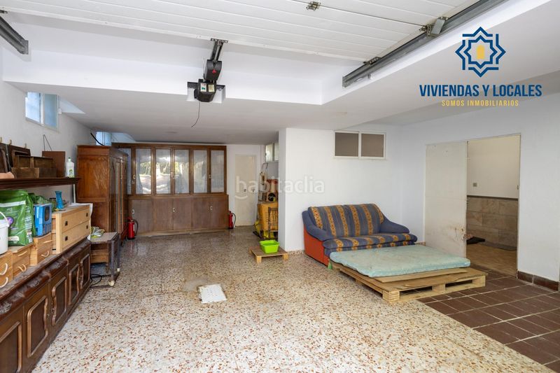 Foto cc16f513-82b6-45ab-95eb-4ff0edc6a7a5. Xalet amb piscina a Atarfe