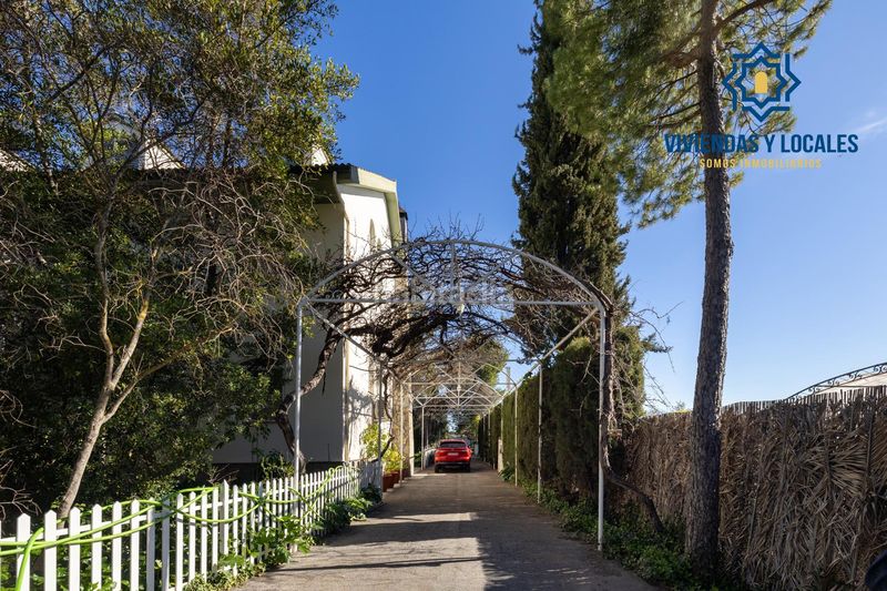 Foto ccd996cf-cc1c-4326-8713-ebcf85ac24f2. Xalet amb piscina a Atarfe