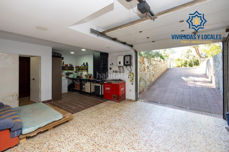 Foto e1c4287e-6e6c-45f2-b95c-e8b2c323e5f7. Xalet amb piscina a Atarfe