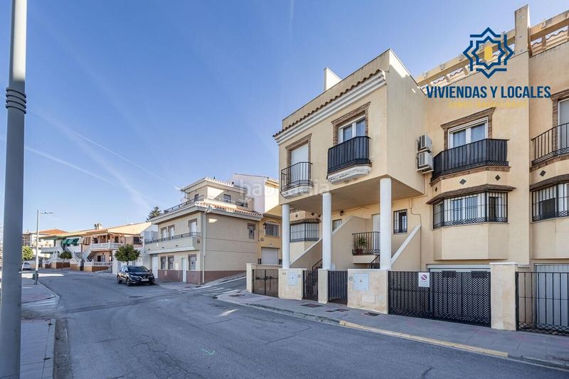 Foto 4f97c29d-de40-487d-8869-e589d8eb422b. Casa adossada amb calefacció aparcament a Güevéjar