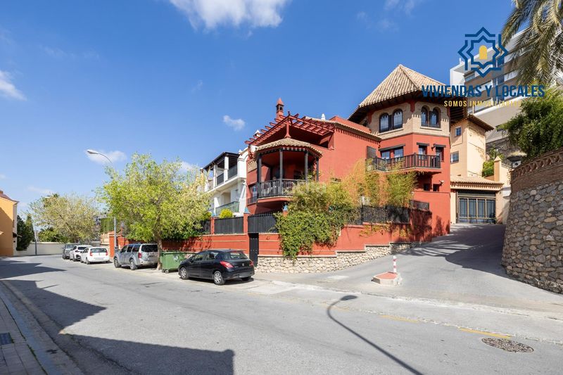 Foto a4eaf760-39ce-4fd5-acb8-6d83016ec2e7. Semi detached house in cuesta pino 65 in Crta. De la Sierra Granada