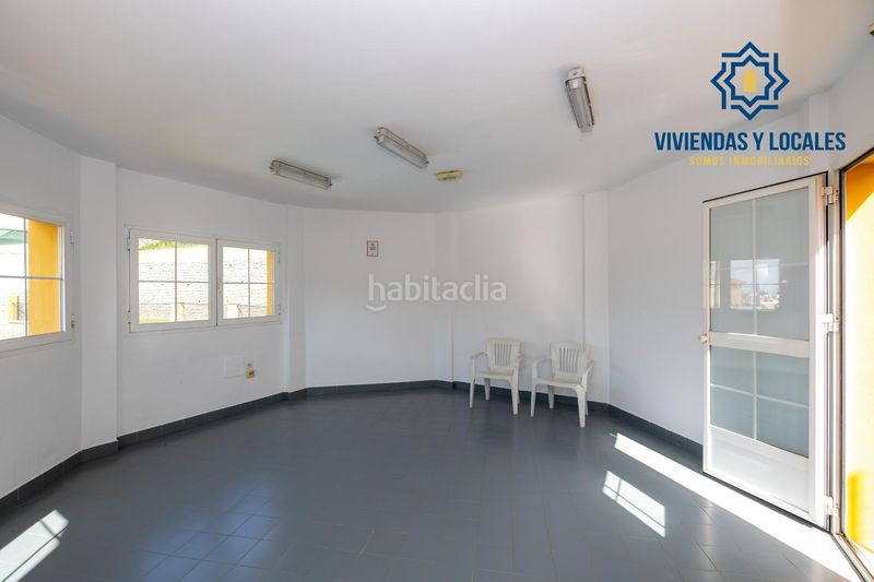 Foto de80ad4c-20cc-4e8c-b4c0-af1027628eb9. Semi detached house in cuesta pino 65 in Crta. De la Sierra Granada