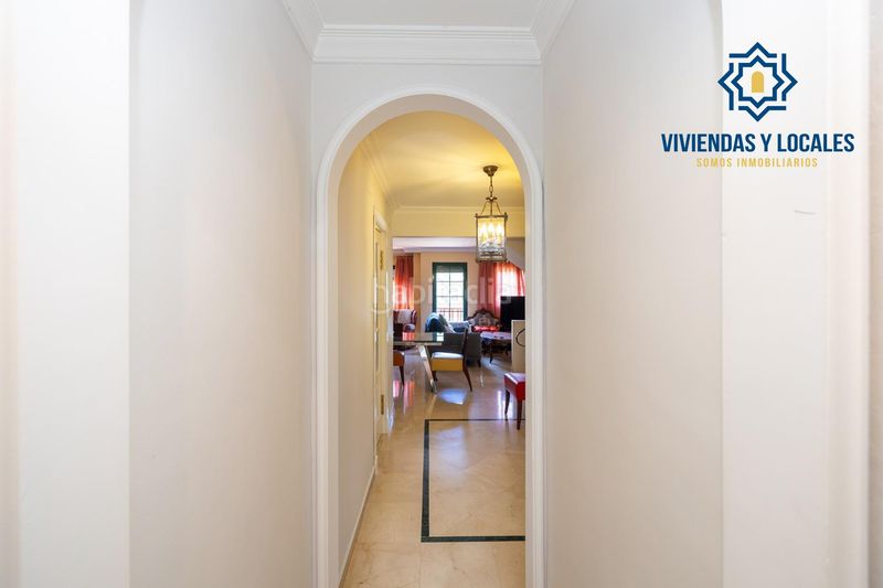 Foto fabd50f0-6bfc-49d3-b255-8e65769aeb00. Semi detached house in cuesta pino 65 in Crta. De la Sierra Granada