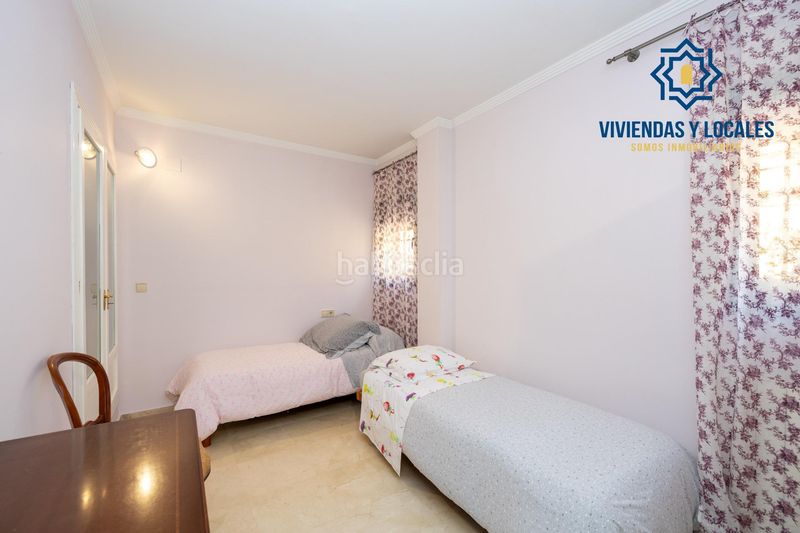 Foto fb801eae-1ffc-4e56-94a8-396e3881945b. Semi detached house in cuesta pino 65 in Crta. De la Sierra Granada