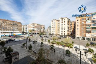 Pis a Camino de Ronda. Venta de piso en plaza einstein  granada