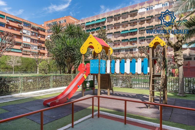 Foto 11149de4-cdb5-48cd-9737-a5d9ad55a34b. Àtic a Pajaritos Granada