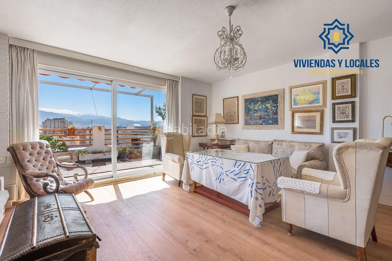 Foto bd8fc865-124a-4e5d-9651-feed9e4cbf2a. Àtic a Pajaritos Granada