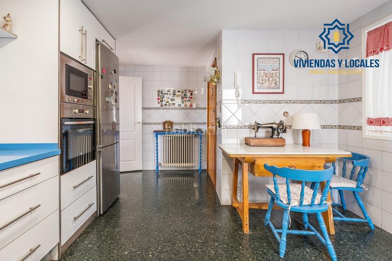 Foto bde5cc7c-22af-4658-b3ff-8e3dce55edf4. Àtic a Pajaritos Granada