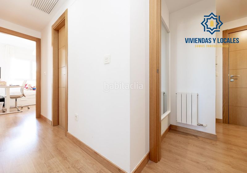 Foto d3a213da-9591-4986-a394-039a30642d3a. Pis amb calefacció aparcament piscina a Campus de la Salud Granada